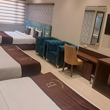 Hotel Blossom Inn Amritsar Exterior foto