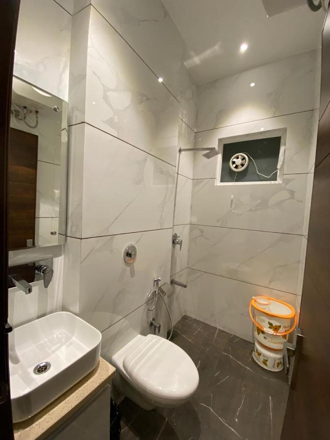 Hotel Blossom Inn Amritsar Exterior foto