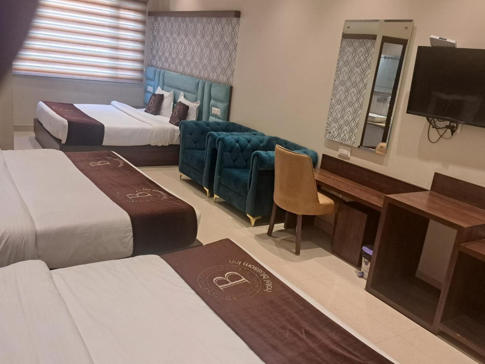 Hotel Blossom Inn Amritsar Exterior foto
